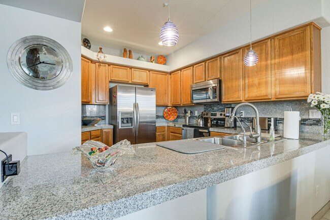 Foto del edificio - 13847 N Hamilton Dr