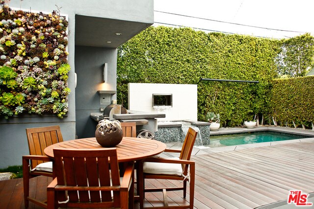 Building Photo - 8735 Dorrington Ave