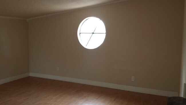 Foto del edificio - For Lease - 1122 E 44th - Odessa, TX