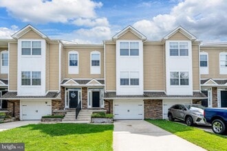 Building Photo - 161 Lexington Pl
