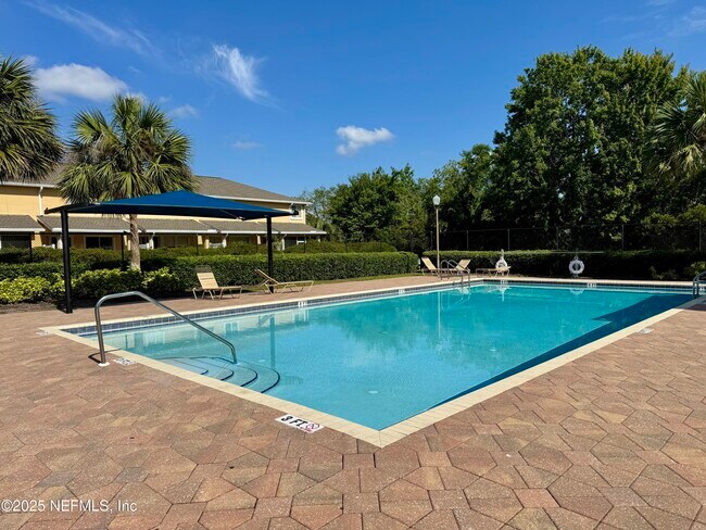 Foto del edificio - 8873 Grassy Bluff Dr