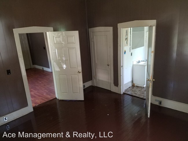 Foto del edificio - 2 br, 1 bath House - 408 3rd Ave SW