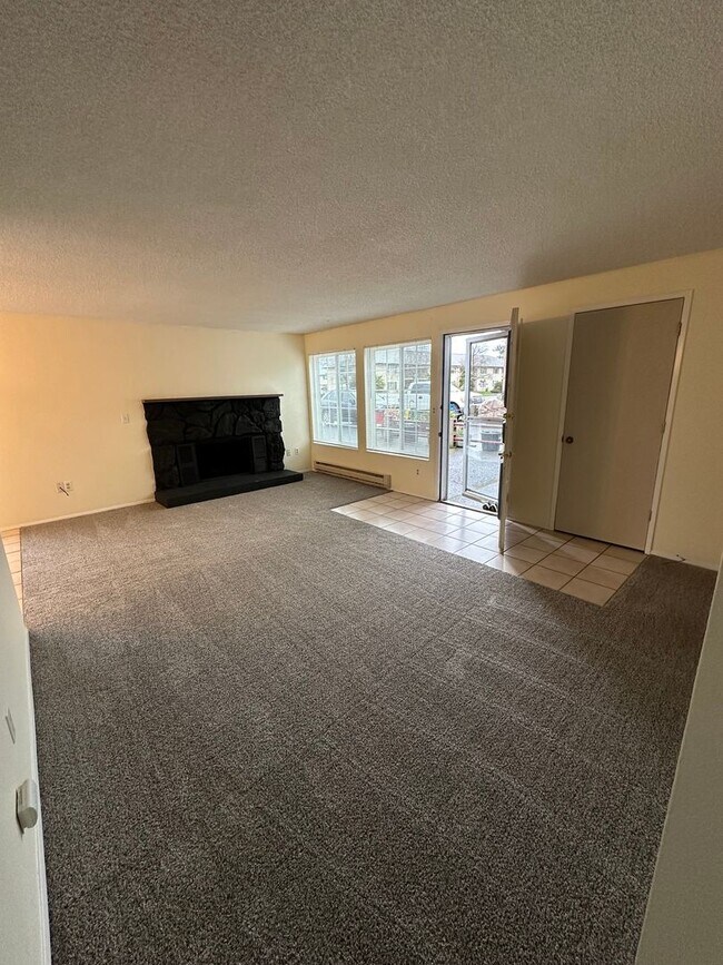 Foto del edificio - 2 bed / 1 Bath in Warrenton