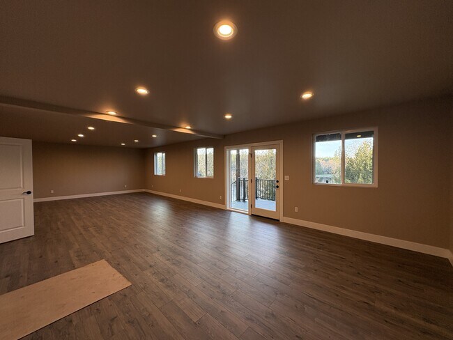 Foto del edificio - 1690 SE Crescent Dr