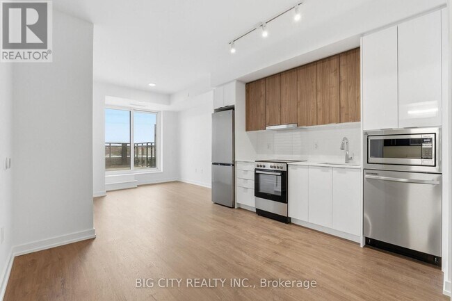 Photo du bâtiment - 9763 Markham Rd