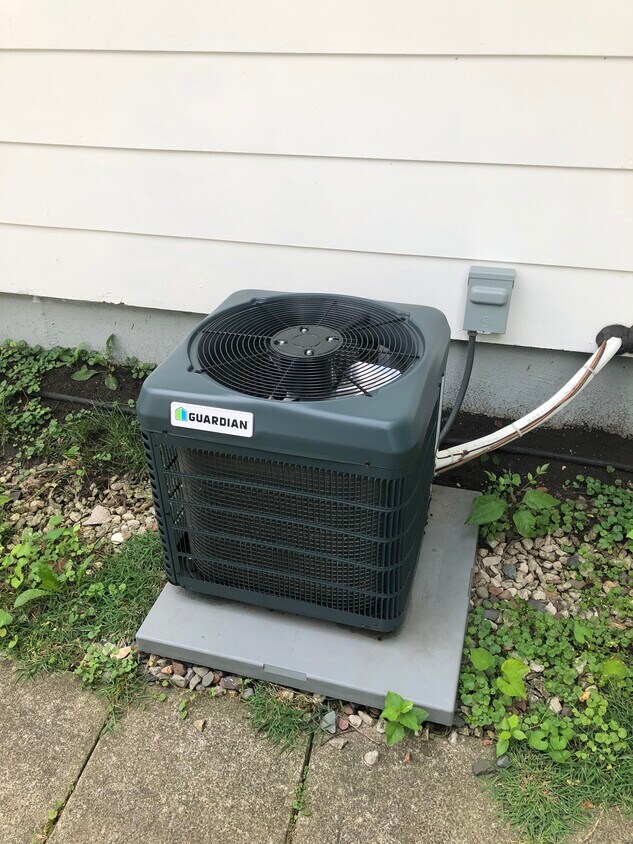 Central air - 814 S 1st Ave