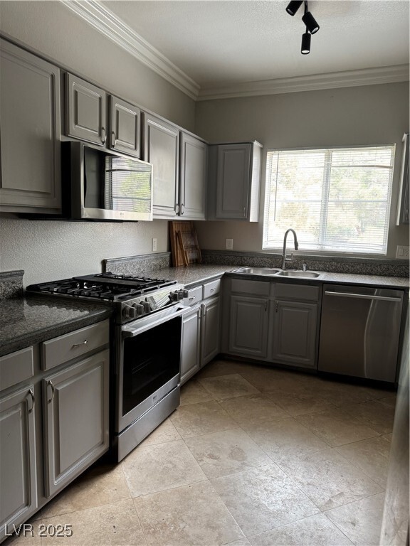 Building Photo - 5250 S Rainbow Blvd
