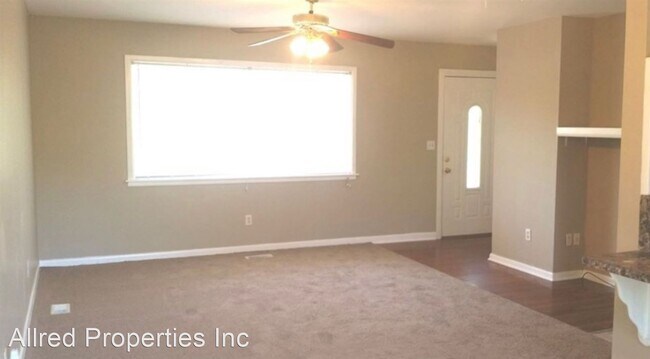 Foto del edificio - 3 br, 1 bath House - 1214 W. Mt Comfort