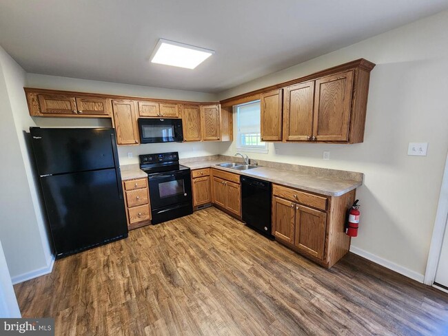 Building Photo - 15 Alcha Wy