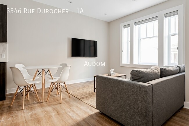 Building Photo - 3546 Rue Durocher