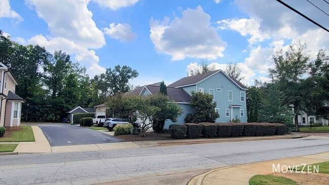 Building Photo - 210 Pinckney St