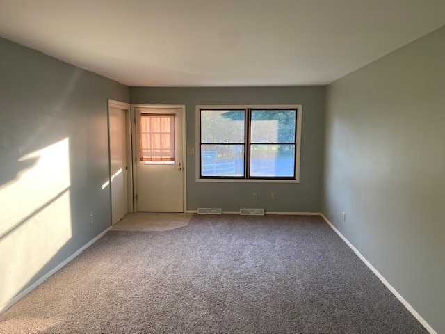 Building Photo - 280 Pine Ridge Rd