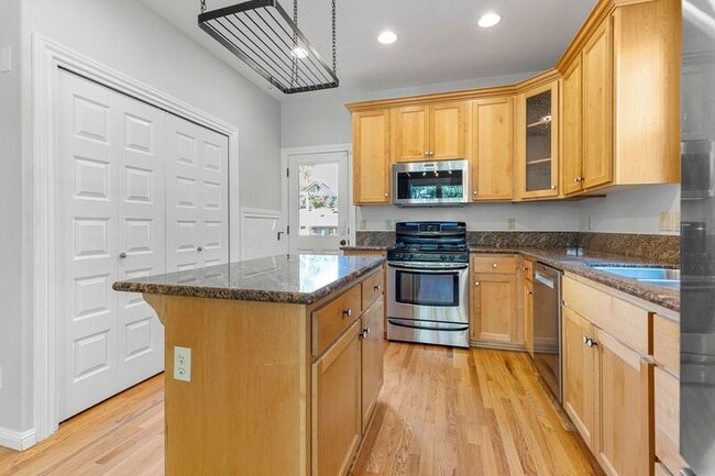 Foto del edificio - 2529 SE 32nd Ave