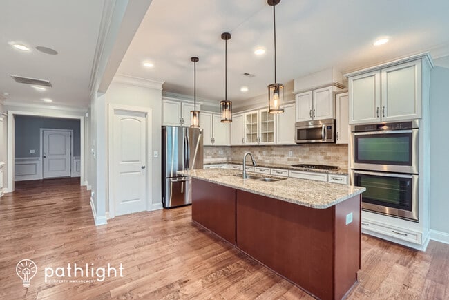 Building Photo - 5619 Triveny Road, Charlotte, NC, 28226