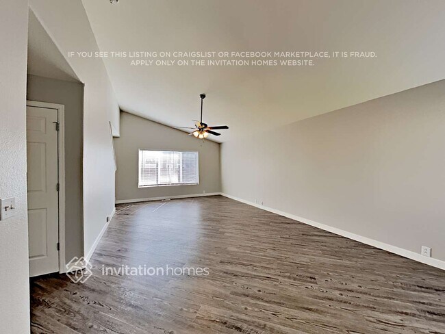 Foto del edificio - 6563 Harvey Ln