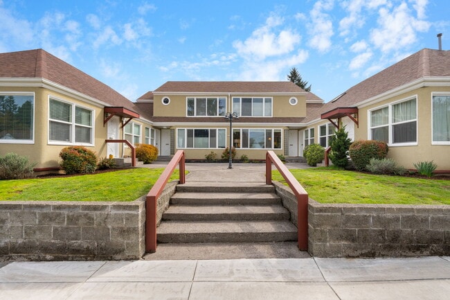 Building Photo - 2438 NE Killingsworth St.