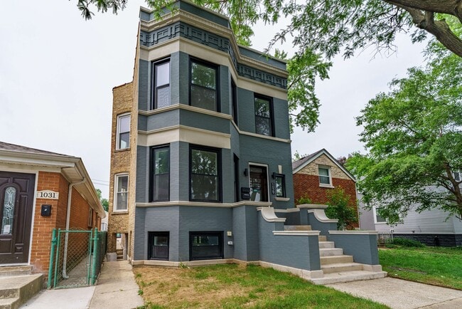 Building Photo - 1029 Marengo Ave