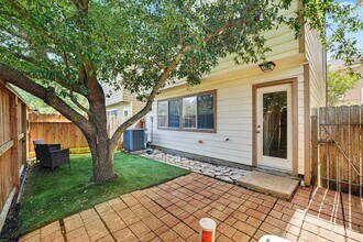 Building Photo - 3215 Clearview Cir