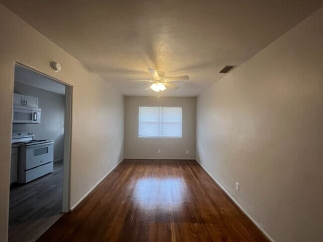 Building Photo - 3119 Belden Cir
