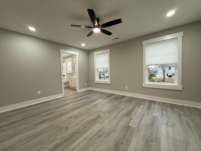 Building Photo - 3 Bedroom/2 Bath New Construction for Rent in Peachland