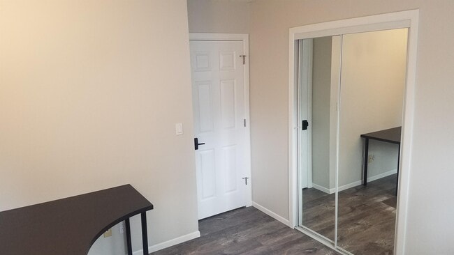 Building Photo - 4983 Wood Brook Ct