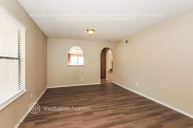 Foto del edificio - 11579 Ridgecrest Ln