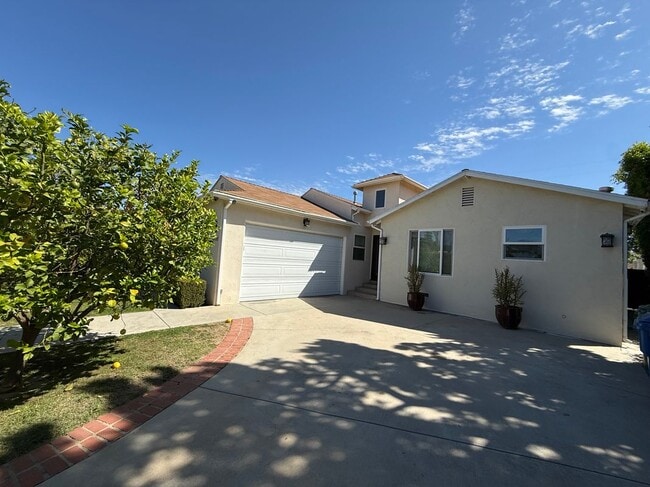 Foto del edificio - 5906 Graves Ave