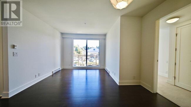 Building Photo - 2128-2128 W 40th Ave