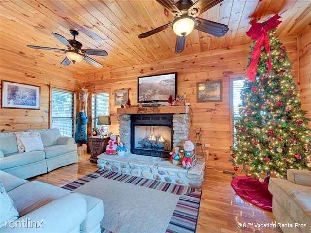 Primary Photo - 1219 Ski View Dr
