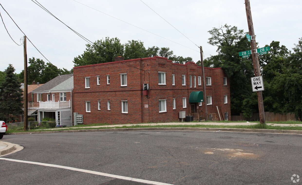 Foto del edificio - 1801 28th Pl SE
