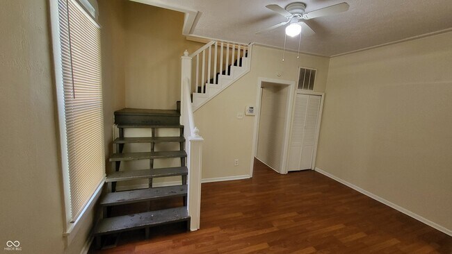 Foto del edificio - 416 N Linwood Ave