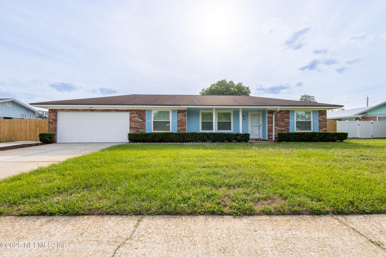 Primary Photo - 2420 Blackbeard Dr