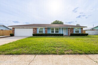 Building Photo - 2420 Blackbeard Dr
