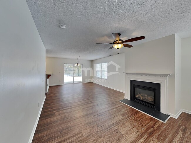 Foto del edificio - 5850 Mahogany Pl SW