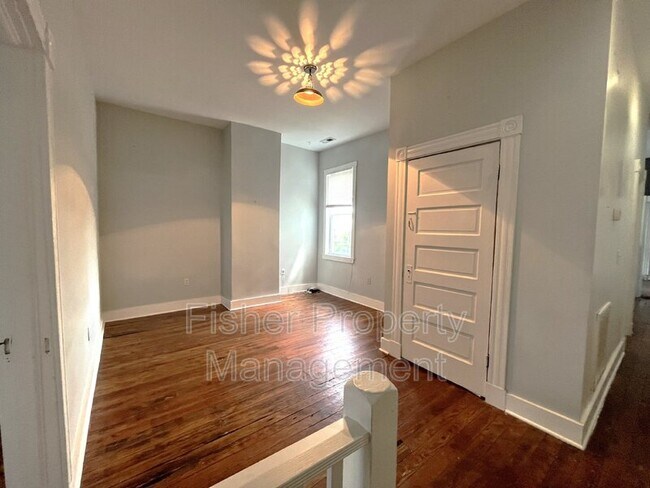 Building Photo - 509 N 30th St