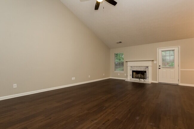 Building Photo - 2350 Larpent Ct