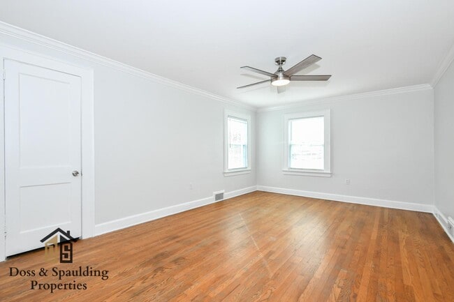 Building Photo - 409 Richardson Ave