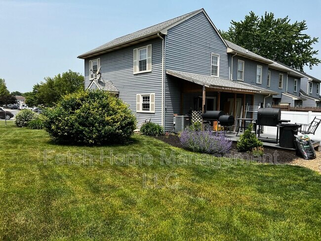 Foto del edificio - 2245 Olde Meadow Ct