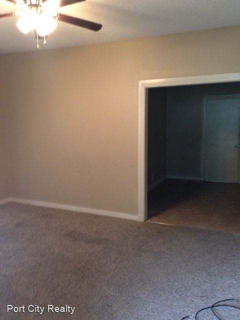 Building Photo - 3 br, 1 bath House - 1826 Midway Ave