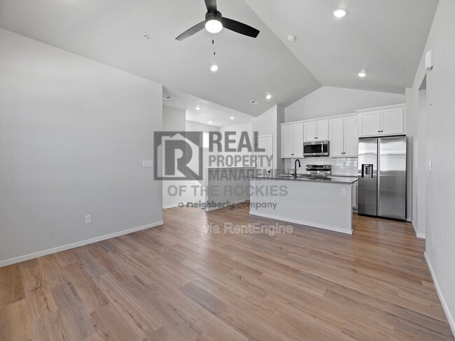 Building Photo - 2296 Setting Sun Dr