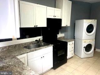 Building Photo - 1906 N Washington St