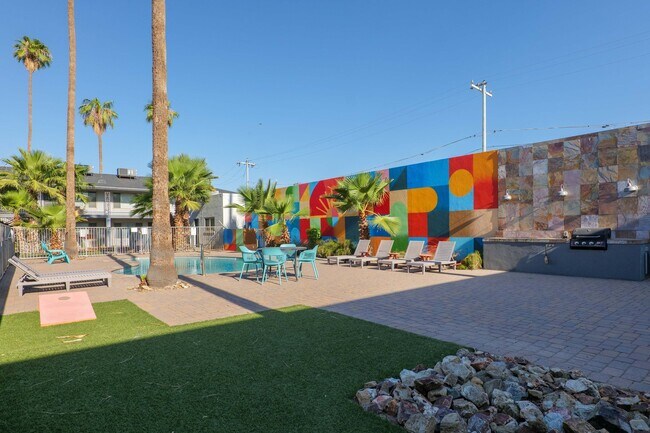 Foto del edificio - 1333 E Thomas Rd