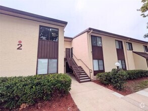 Building Photo - 743 Midway Dr