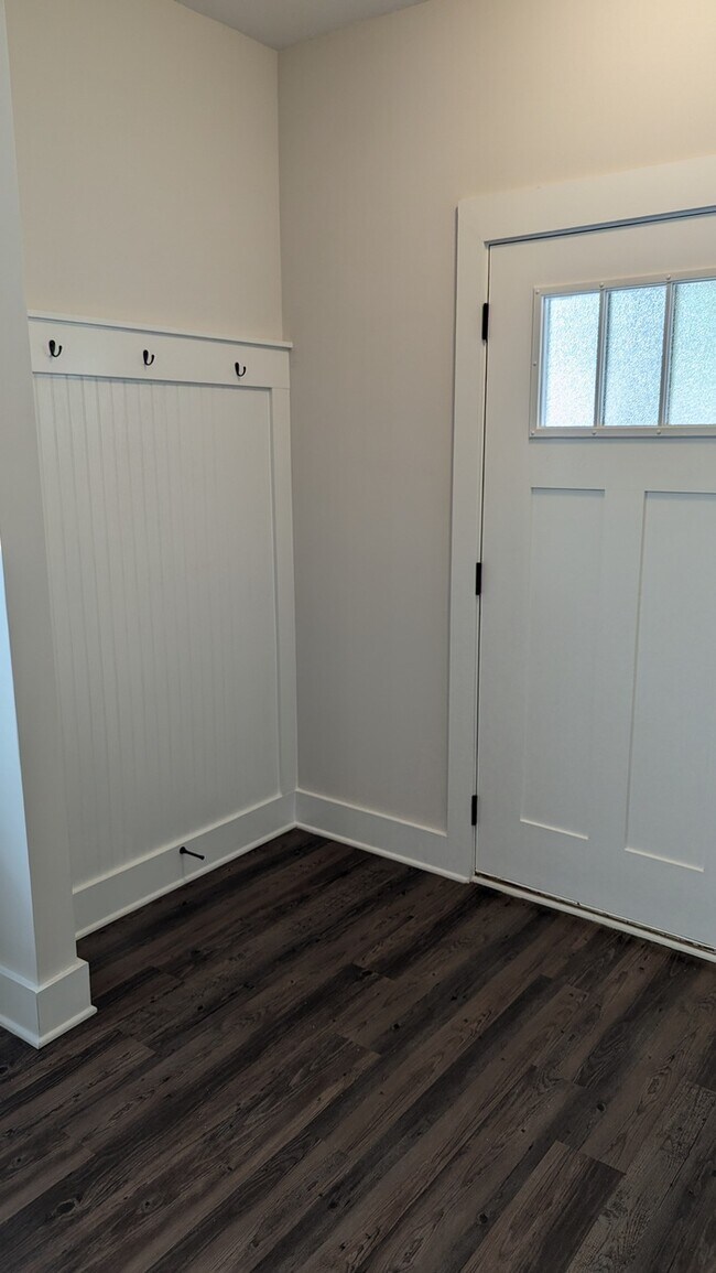 Building Photo - 4056 Ashley Drive