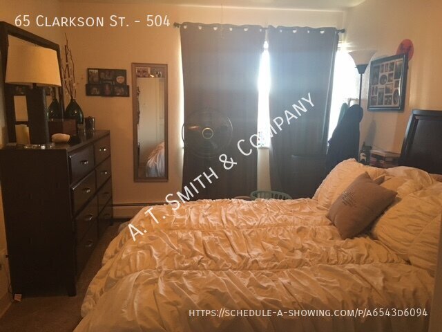 Foto del edificio - 65 N Clarkson St