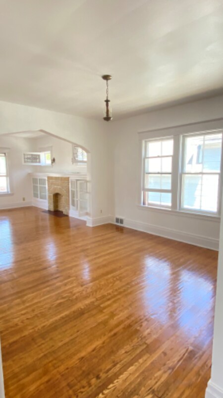 Foto del edificio - 43 Andrews Ave