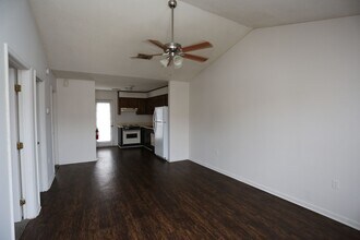 Building Photo - 140 Lanier Dr