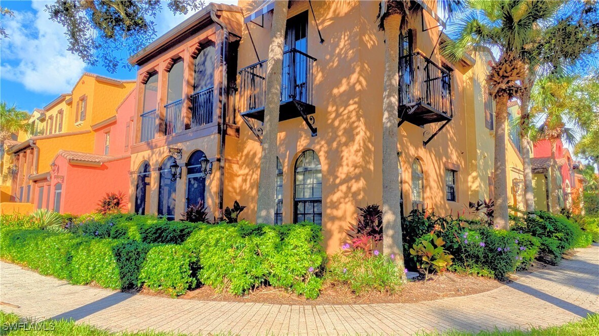 Foto principal - 9081 Albion Ln S