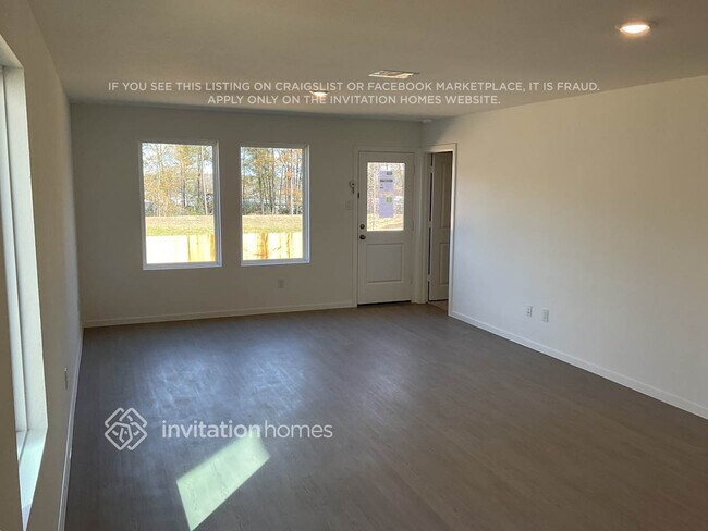 Foto del edificio - 15250 Abella Dr