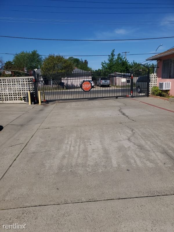 Foto del edificio - 6105 44th St